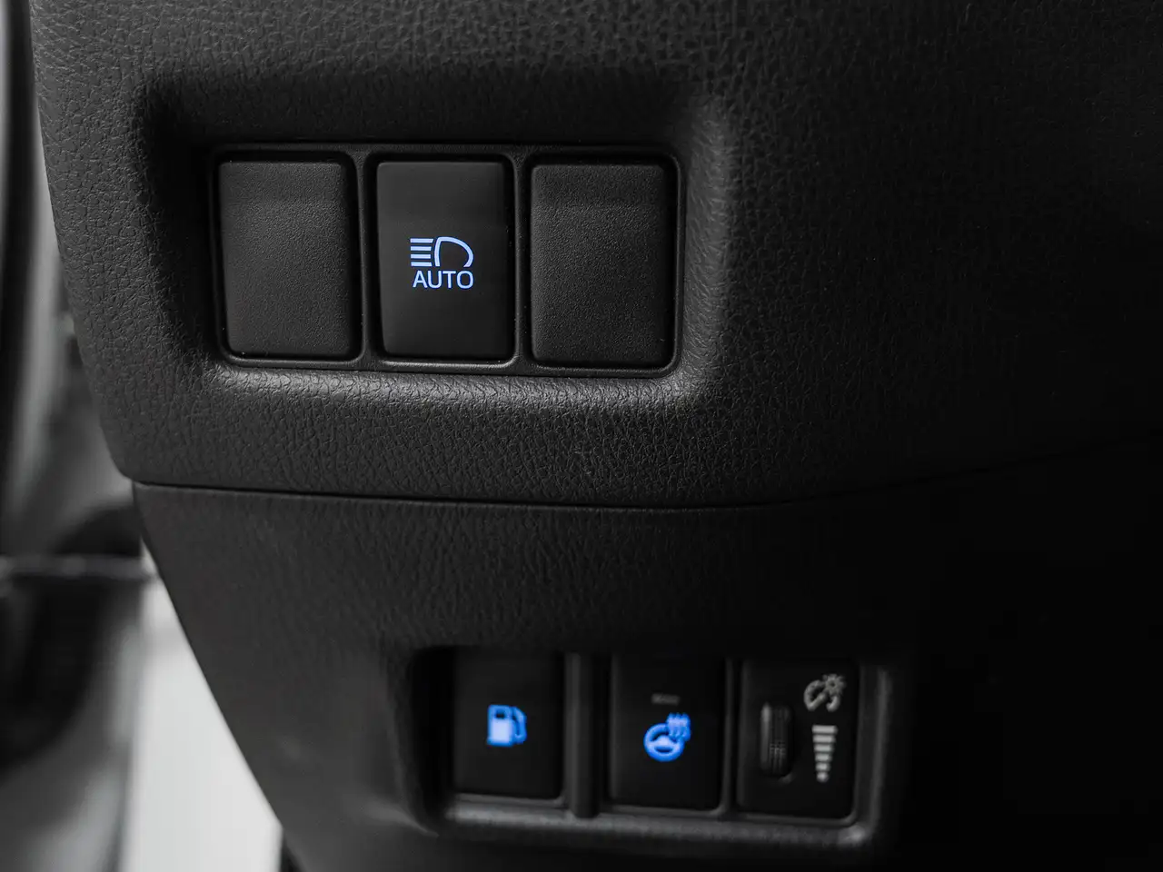 Toyota C-HR fotografie Toyota C-HR