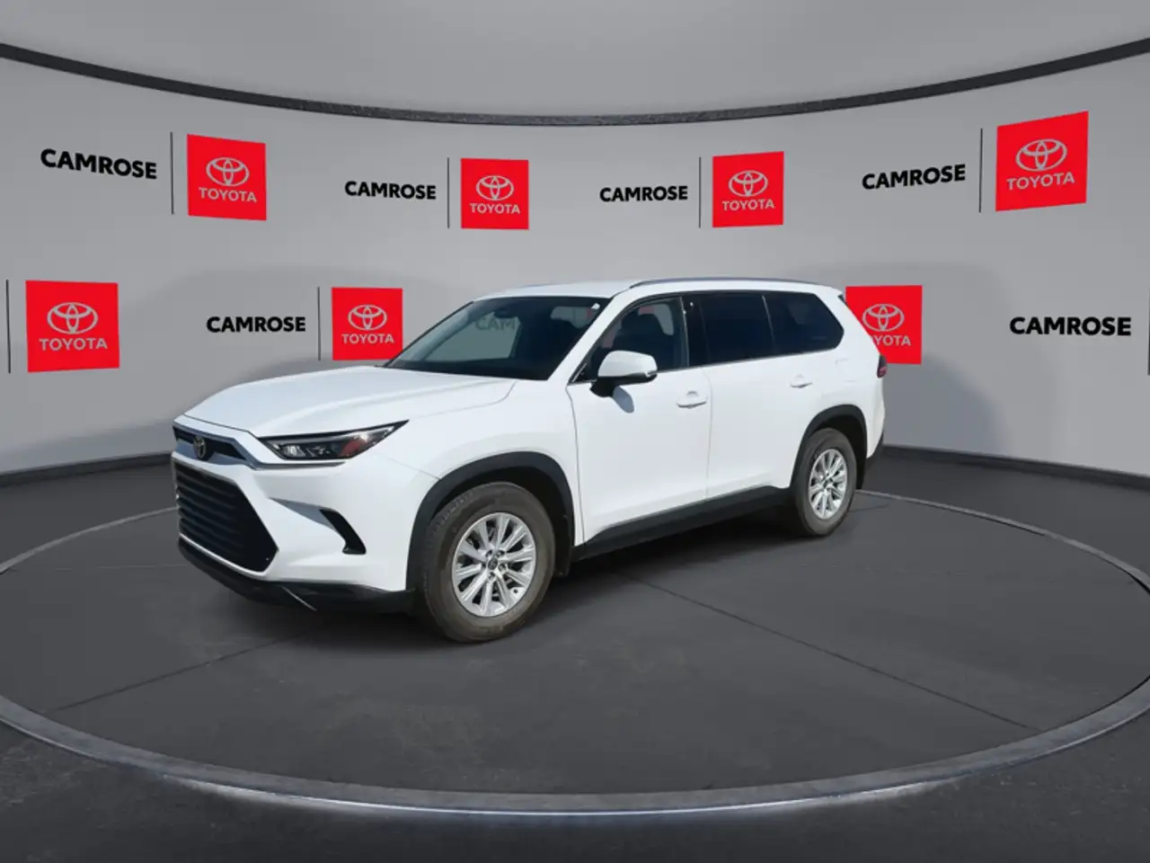 Toyota Grand Highlander снимка Toyota Grand Highlander