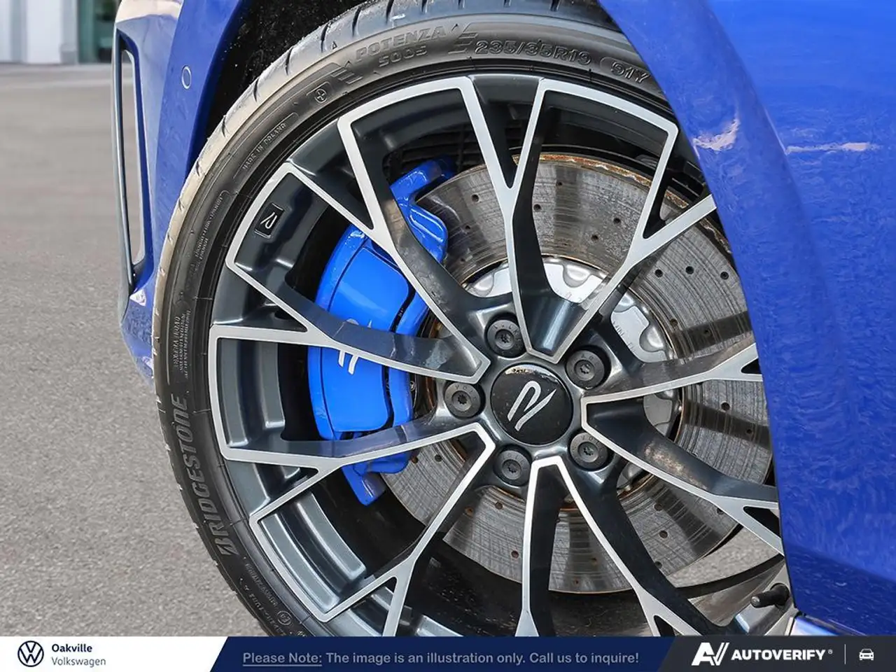 Volkswagen Golf R снимка Volkswagen Golf R