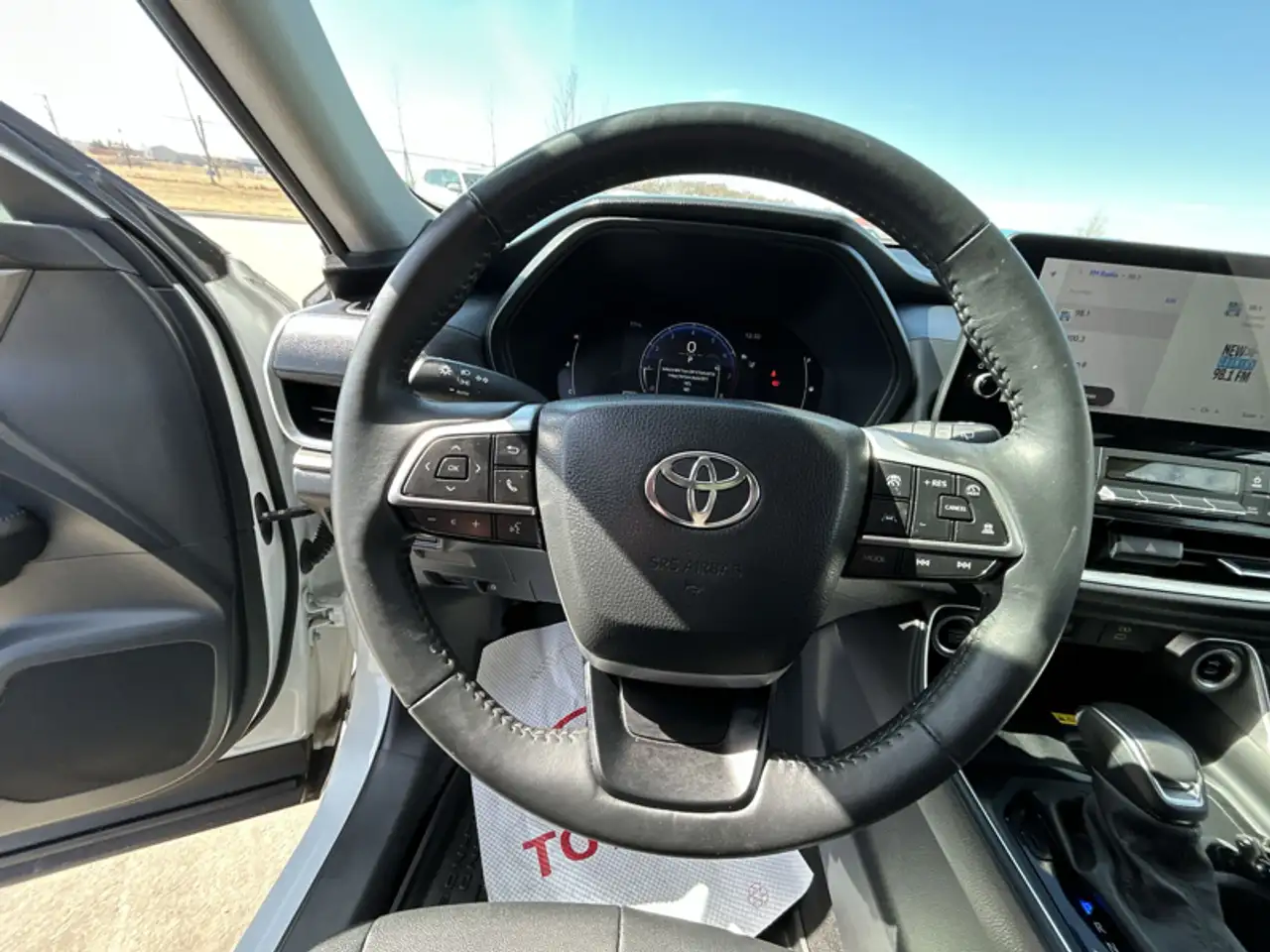 Toyota Grand Highlander снимка Toyota Grand Highlander