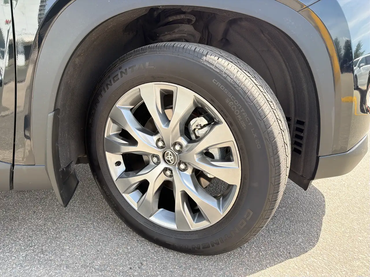 Toyota Grand Highlander снимка Toyota Grand Highlander