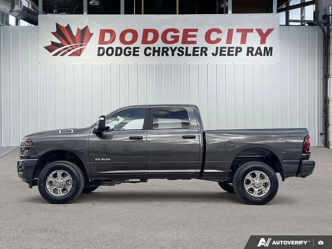 RAM 3500 снимка RAM 3500