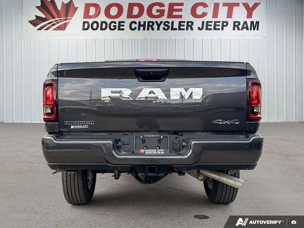 RAM 3500 снимка RAM 3500