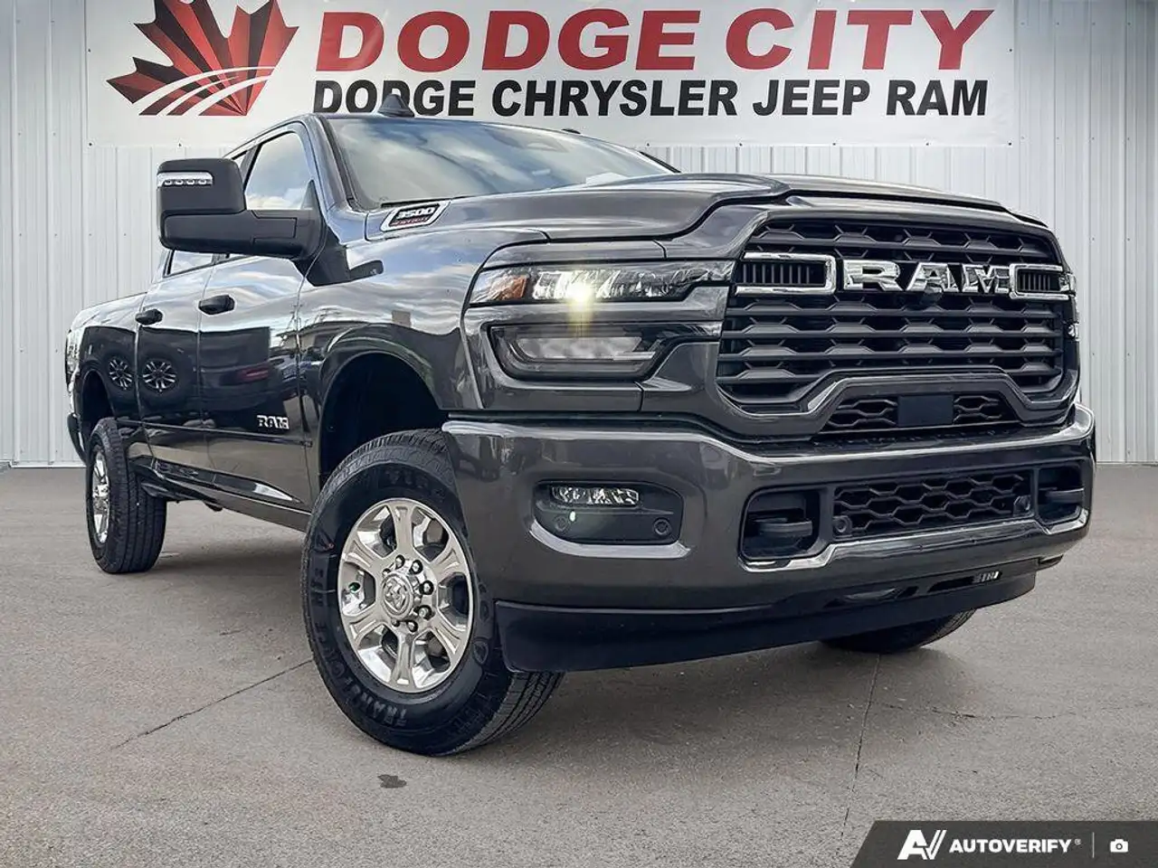 RAM 3500 снимка RAM 3500