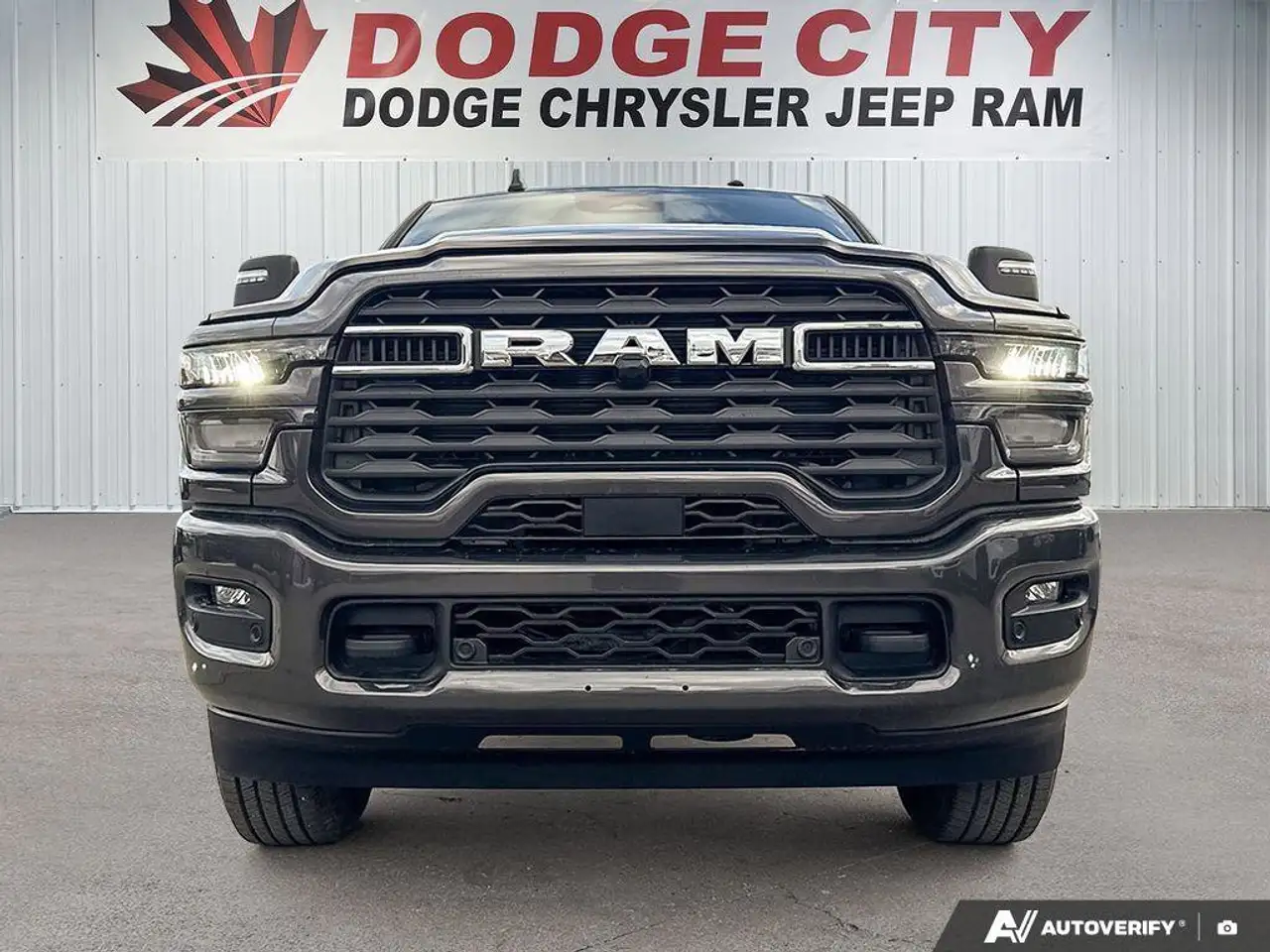 RAM 3500 снимка RAM 3500