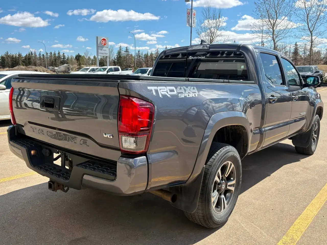 Toyota Tacoma fotografie Toyota Tacoma