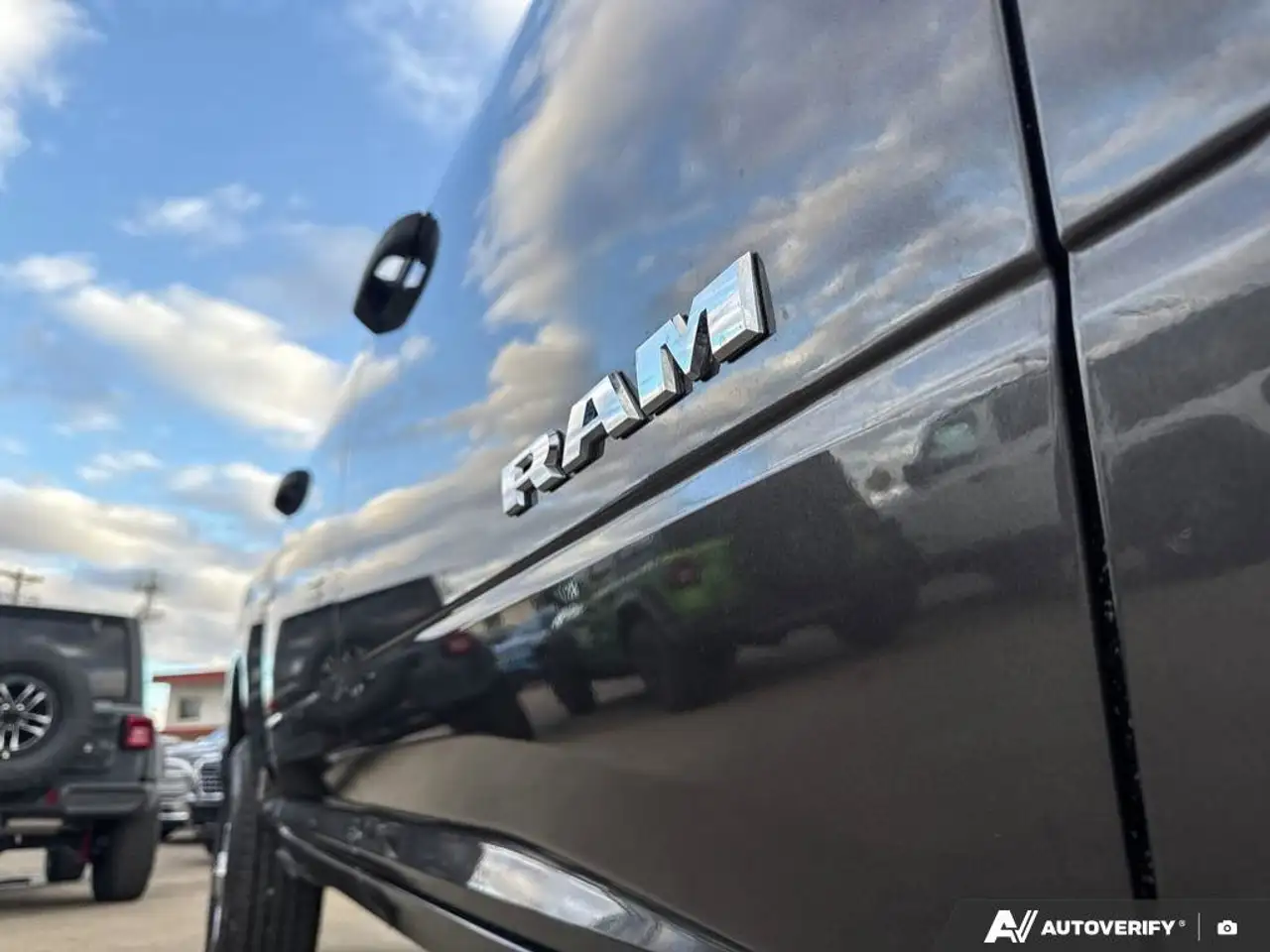 RAM 3500 снимка RAM 3500