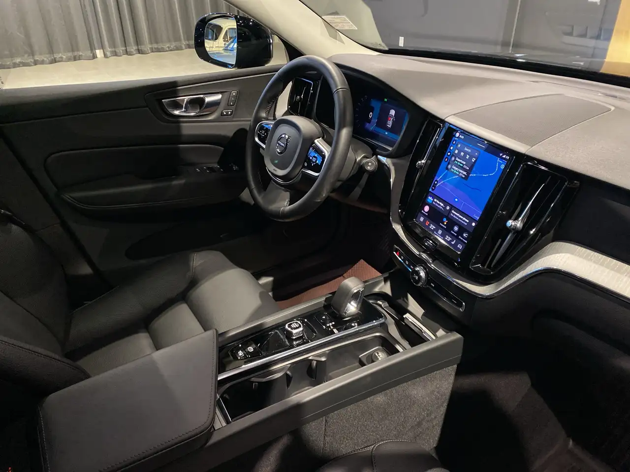 Volvo XC60 photo Volvo XC60