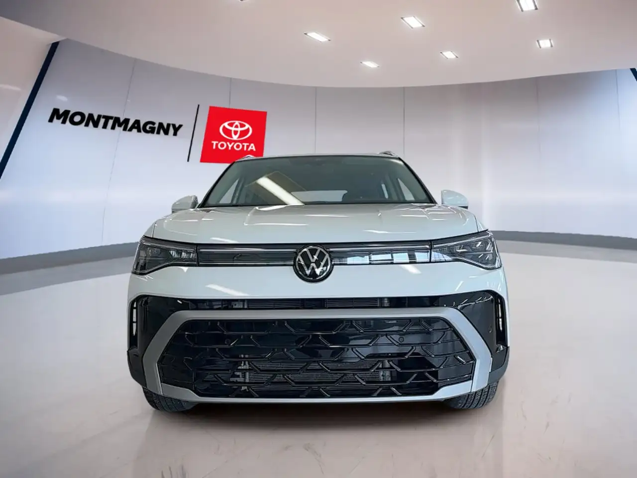 Volkswagen Taos снимка Volkswagen Taos