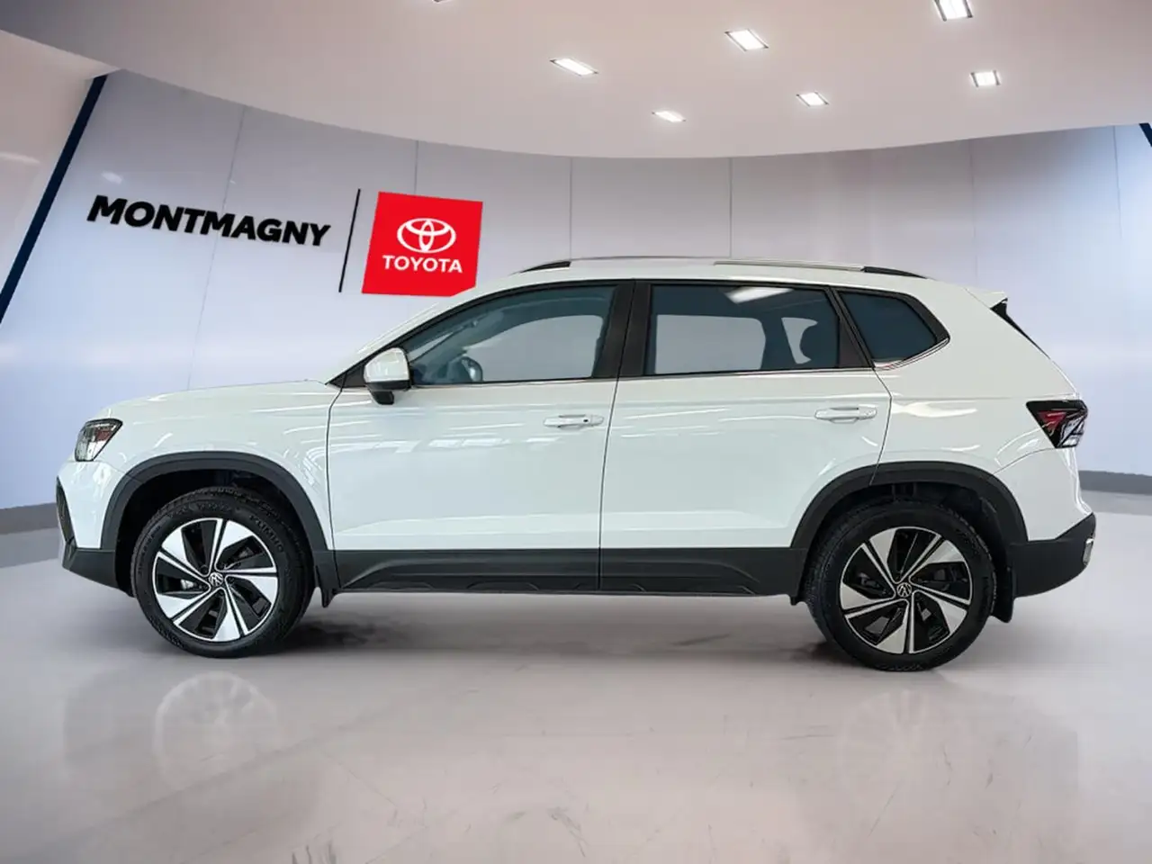 Volkswagen Taos снимка Volkswagen Taos