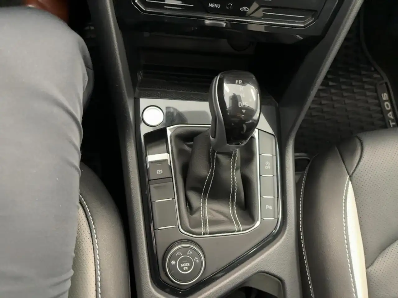 Volkswagen Taos снимка Volkswagen Taos