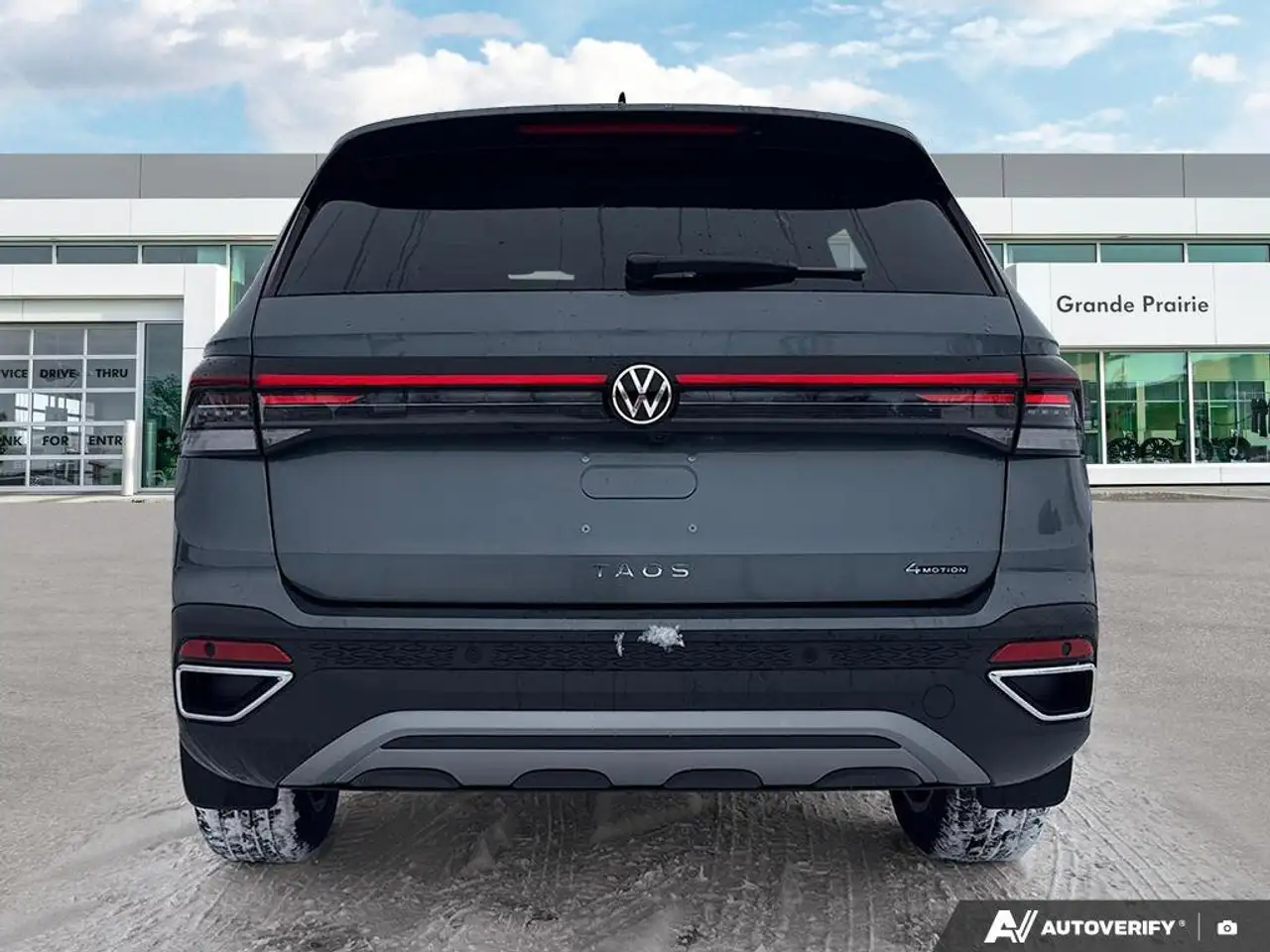 Volkswagen Taos снимка Volkswagen Taos