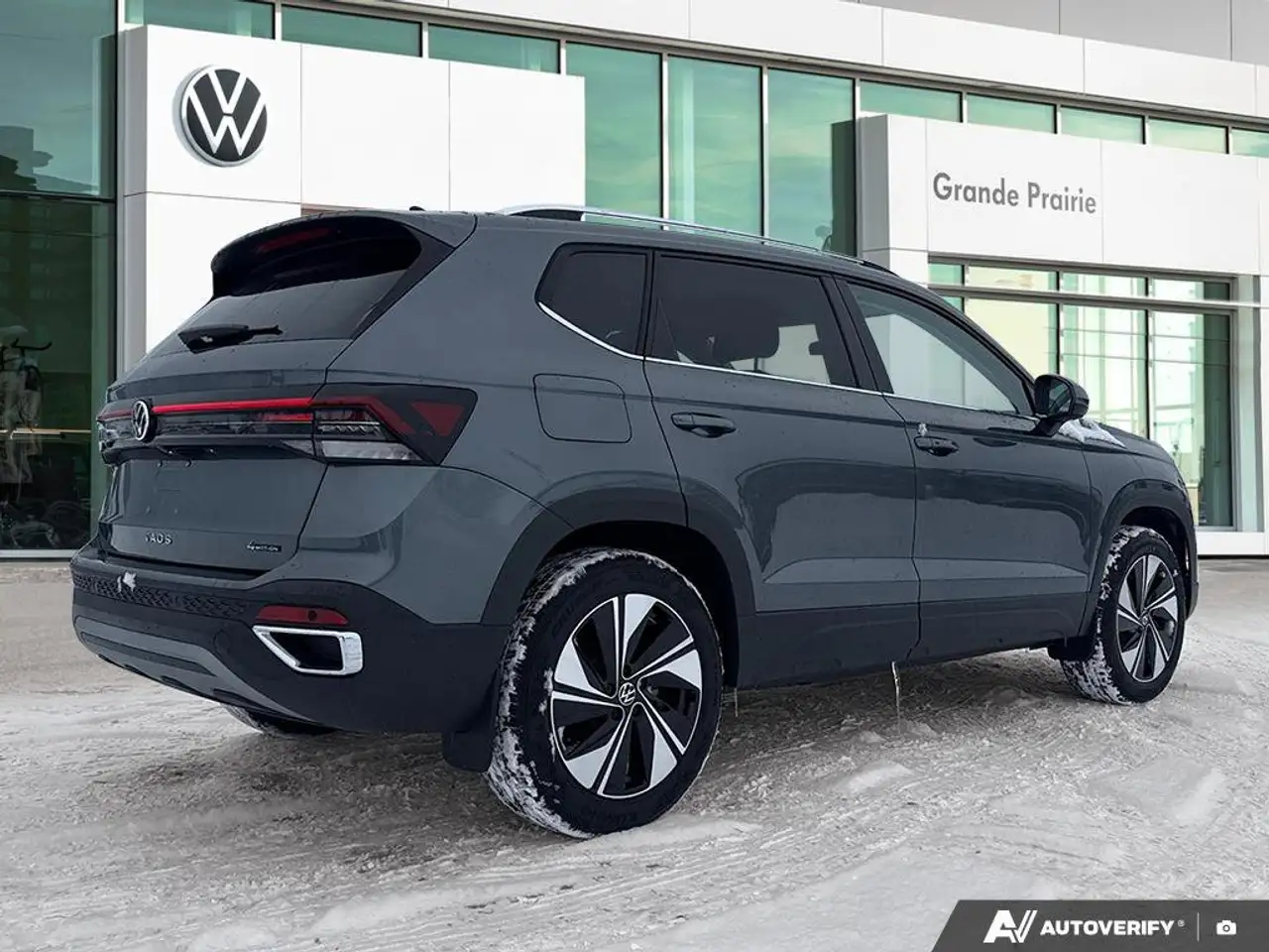 Volkswagen Taos снимка Volkswagen Taos