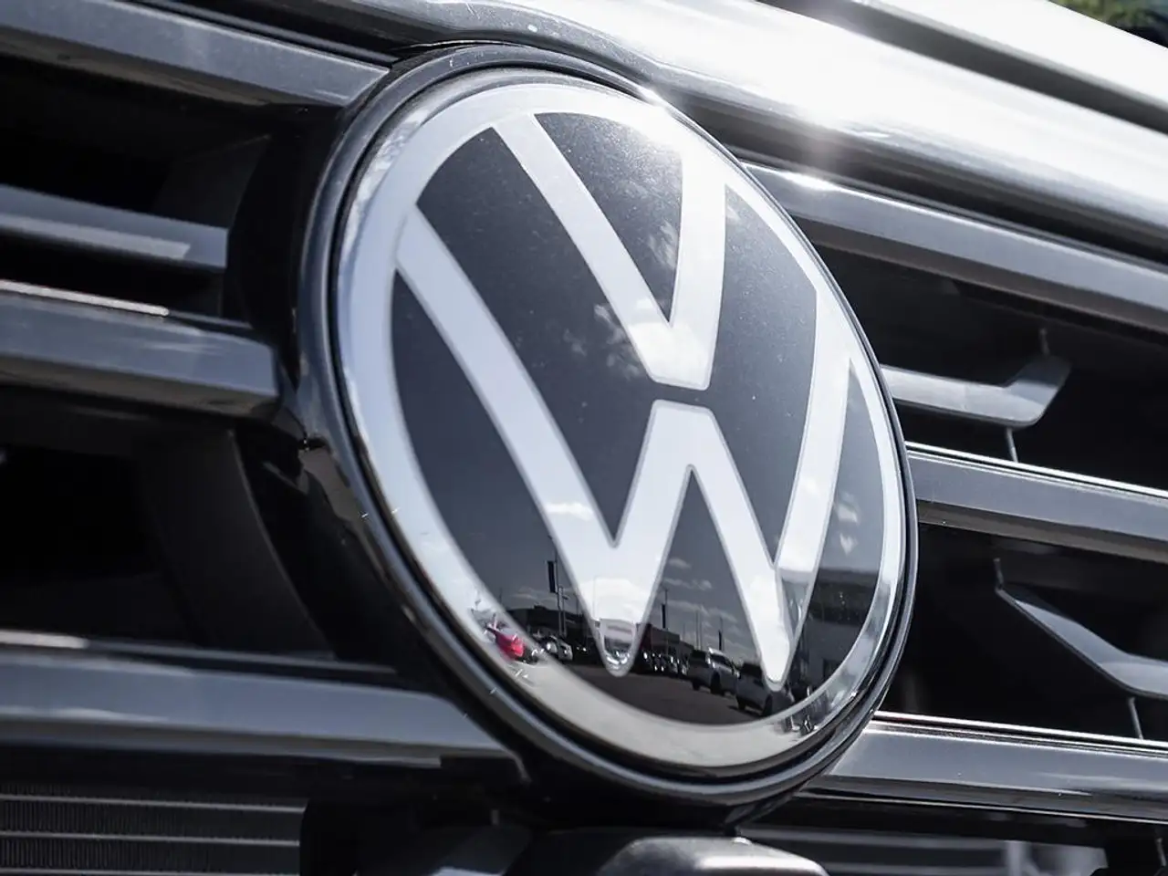 Volkswagen Atlas photo Volkswagen Atlas