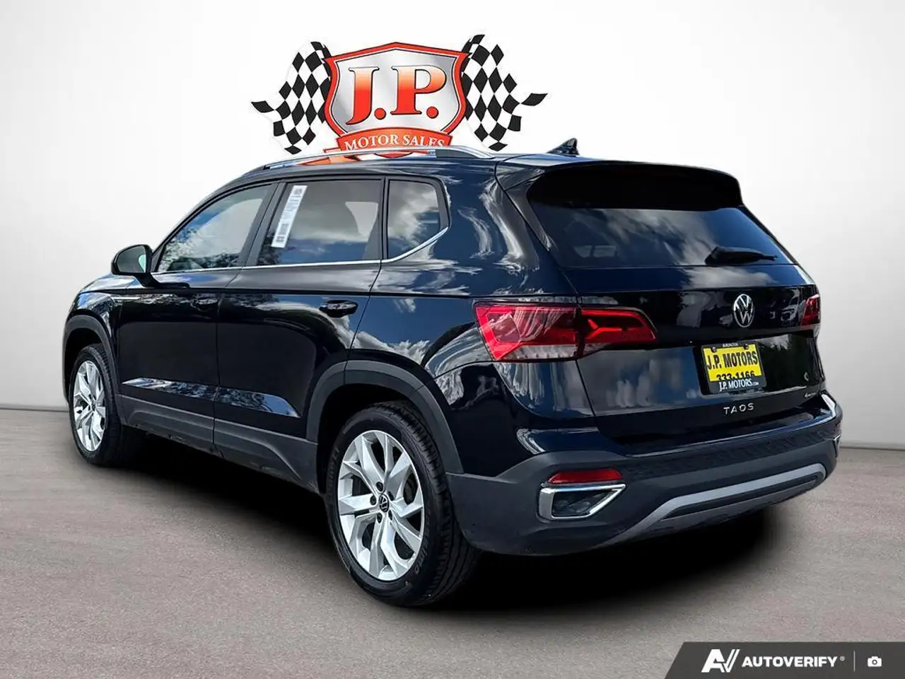 Volkswagen Taos photo Volkswagen Taos