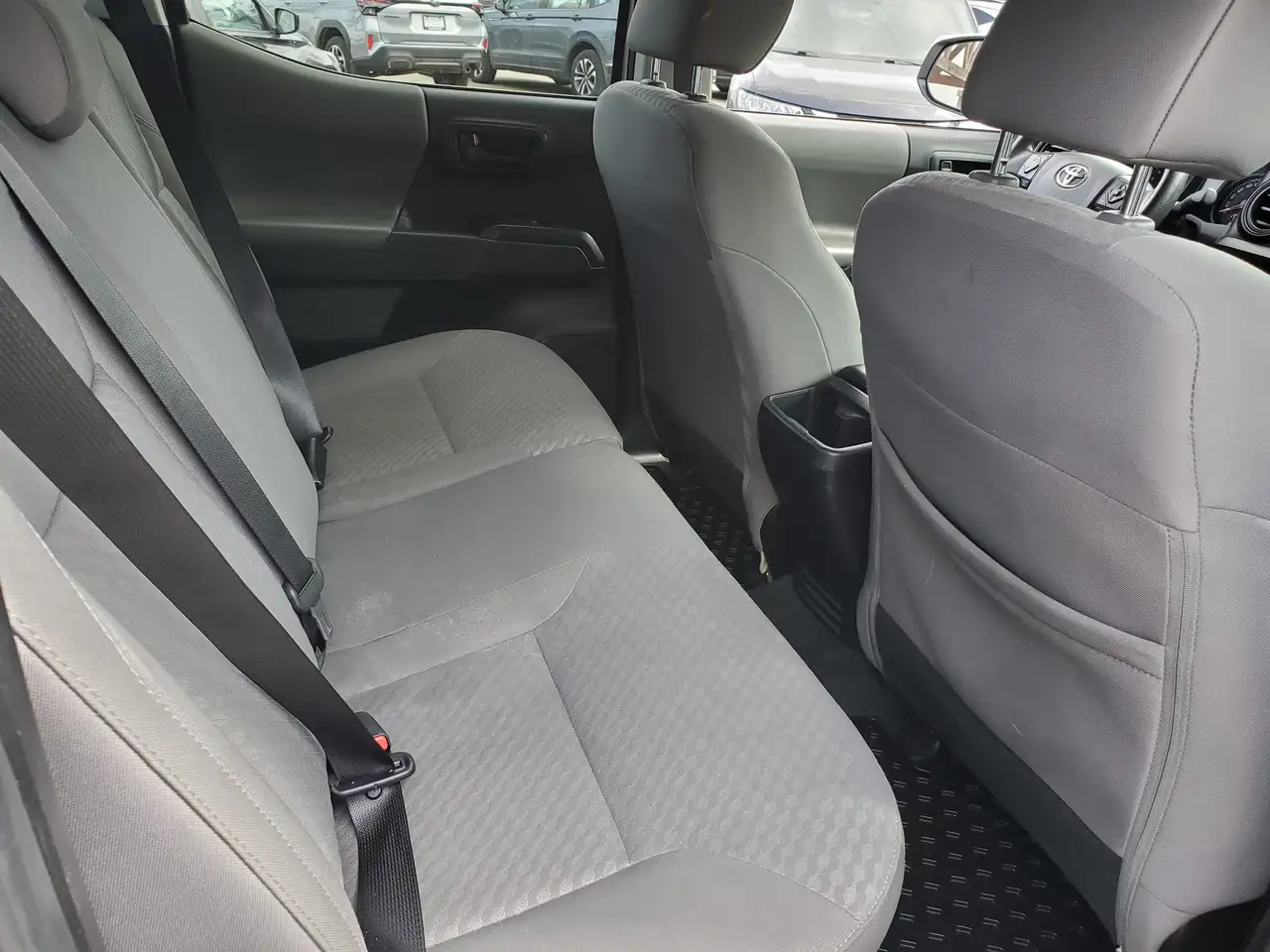 Toyota Tacoma снимка Toyota Tacoma