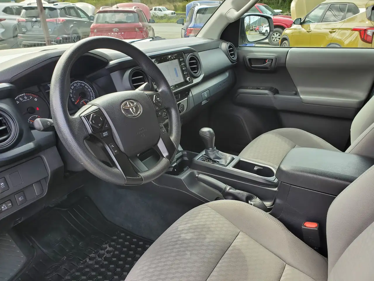 Toyota Tacoma снимка Toyota Tacoma