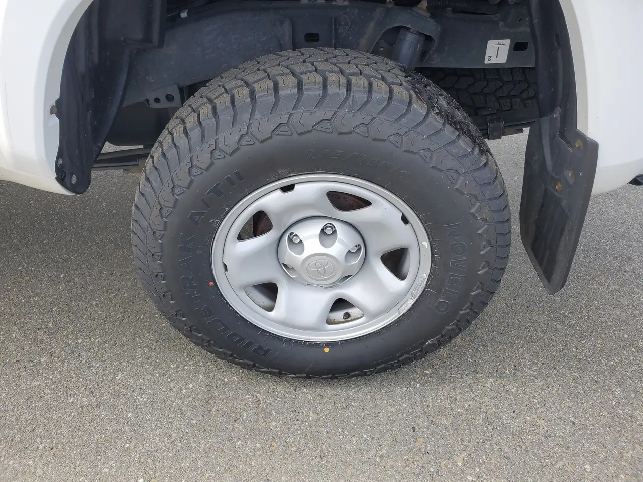 Toyota Tacoma снимка Toyota Tacoma