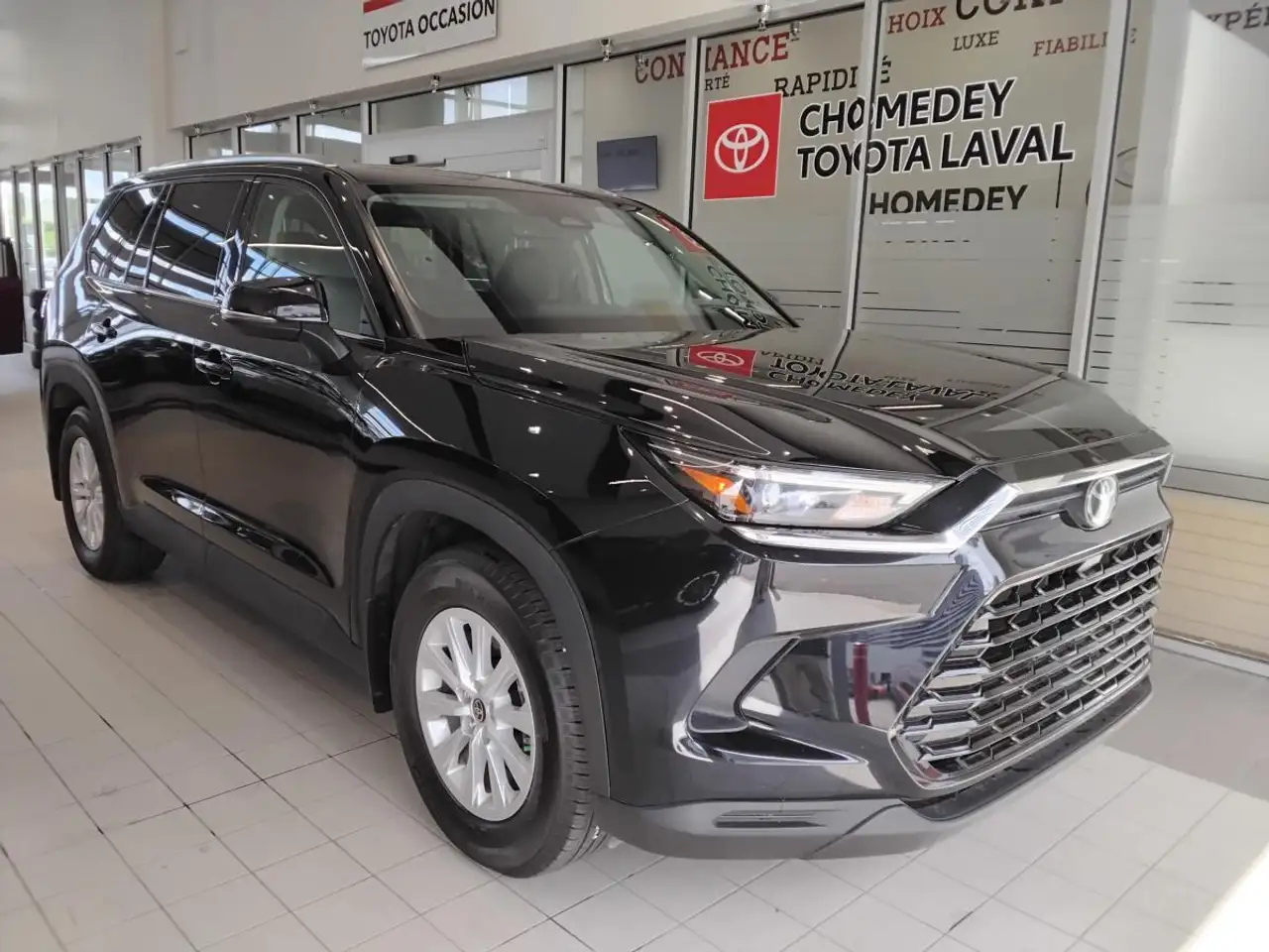 Toyota Grand Highlander fotografie Toyota Grand Highlander