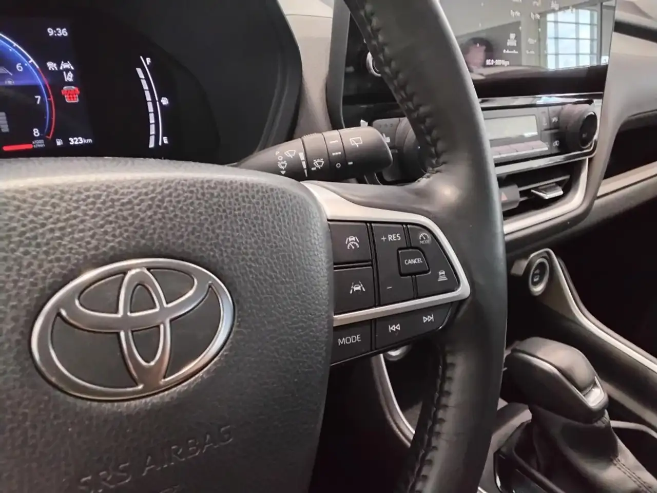Toyota Grand Highlander fotografie Toyota Grand Highlander