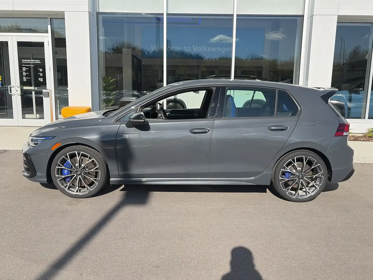 Volkswagen Golf R снимка Volkswagen Golf R