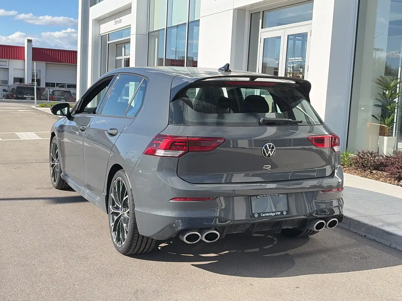 Volkswagen Golf R снимка Volkswagen Golf R