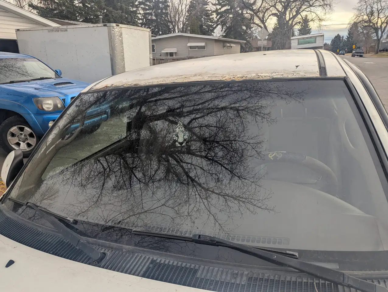 Toyota Tundra снимка Toyota Tundra