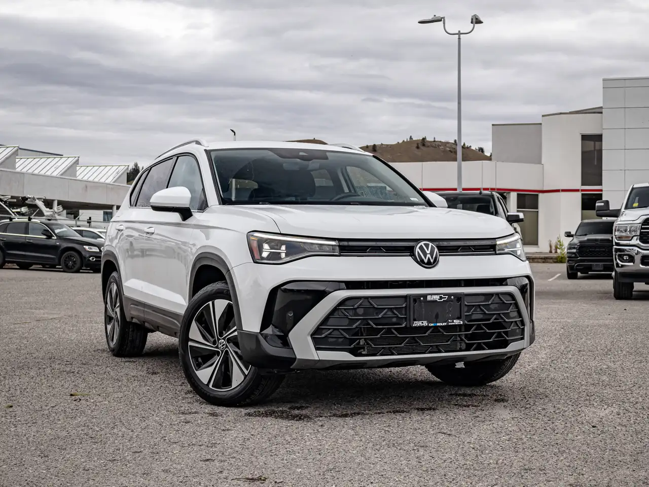 Volkswagen Taos снимка Volkswagen Taos