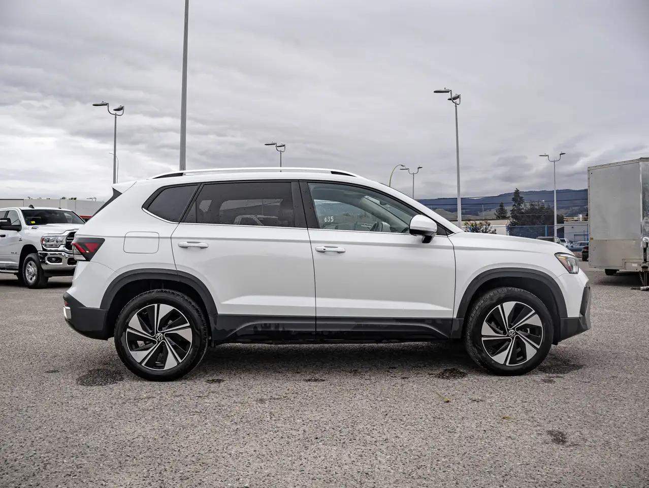 Volkswagen Taos снимка Volkswagen Taos