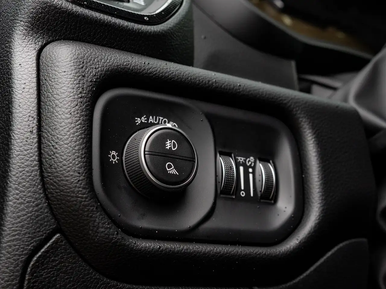 RAM 1500 photo RAM 1500