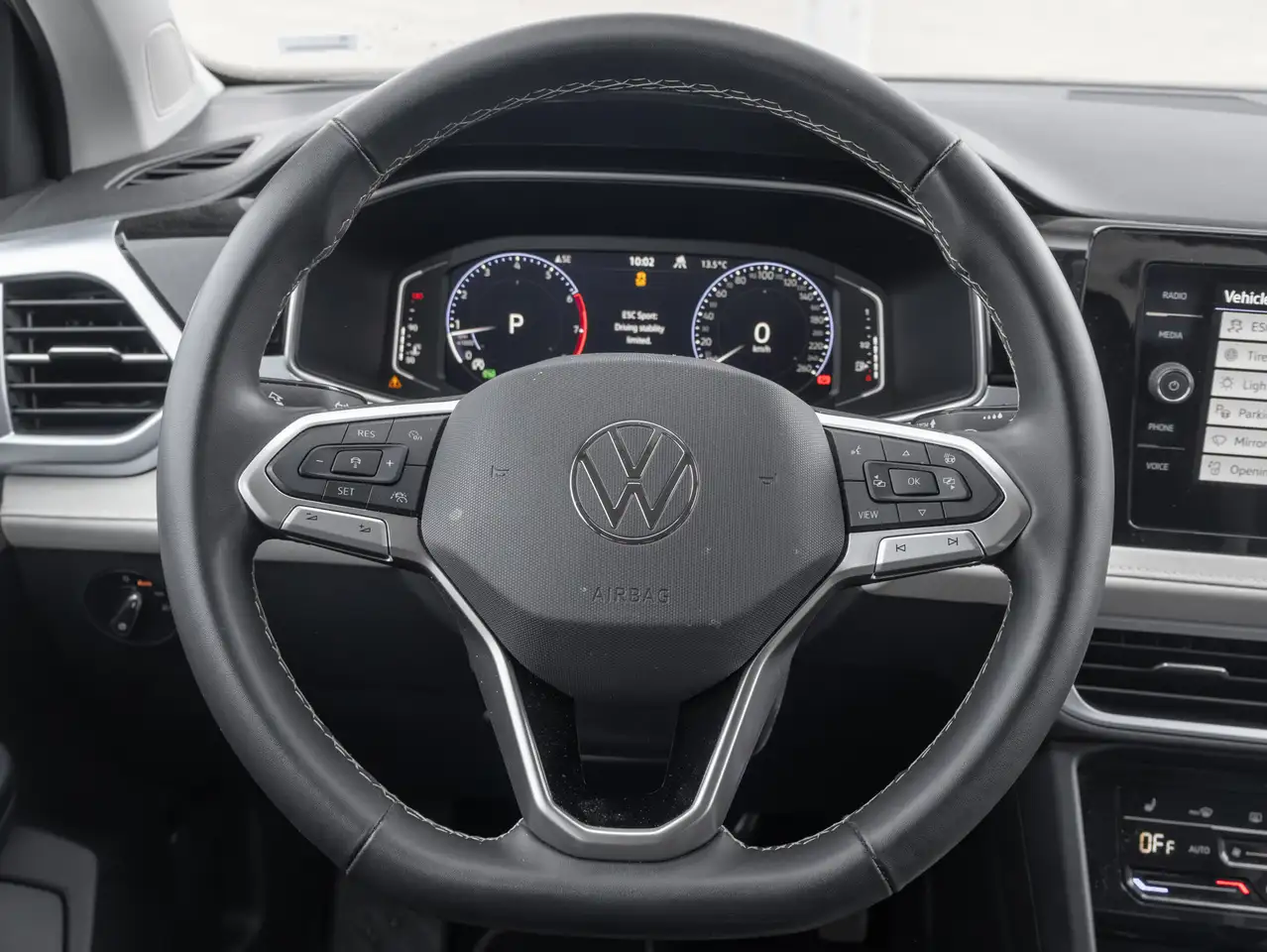 Volkswagen Taos снимка Volkswagen Taos