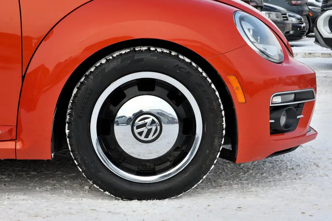 Volkswagen Beetle снимка Volkswagen Beetle