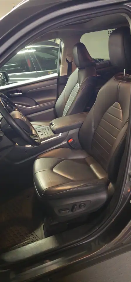 Toyota Highlander photo Toyota Highlander
