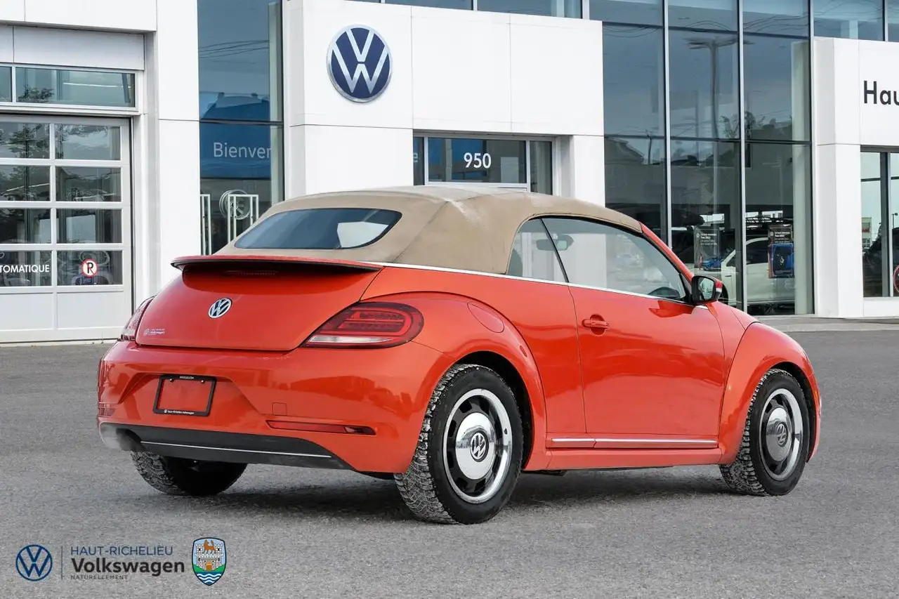 Volkswagen Beetle снимка Volkswagen Beetle