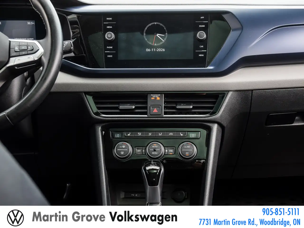 Volkswagen Taos photo Volkswagen Taos