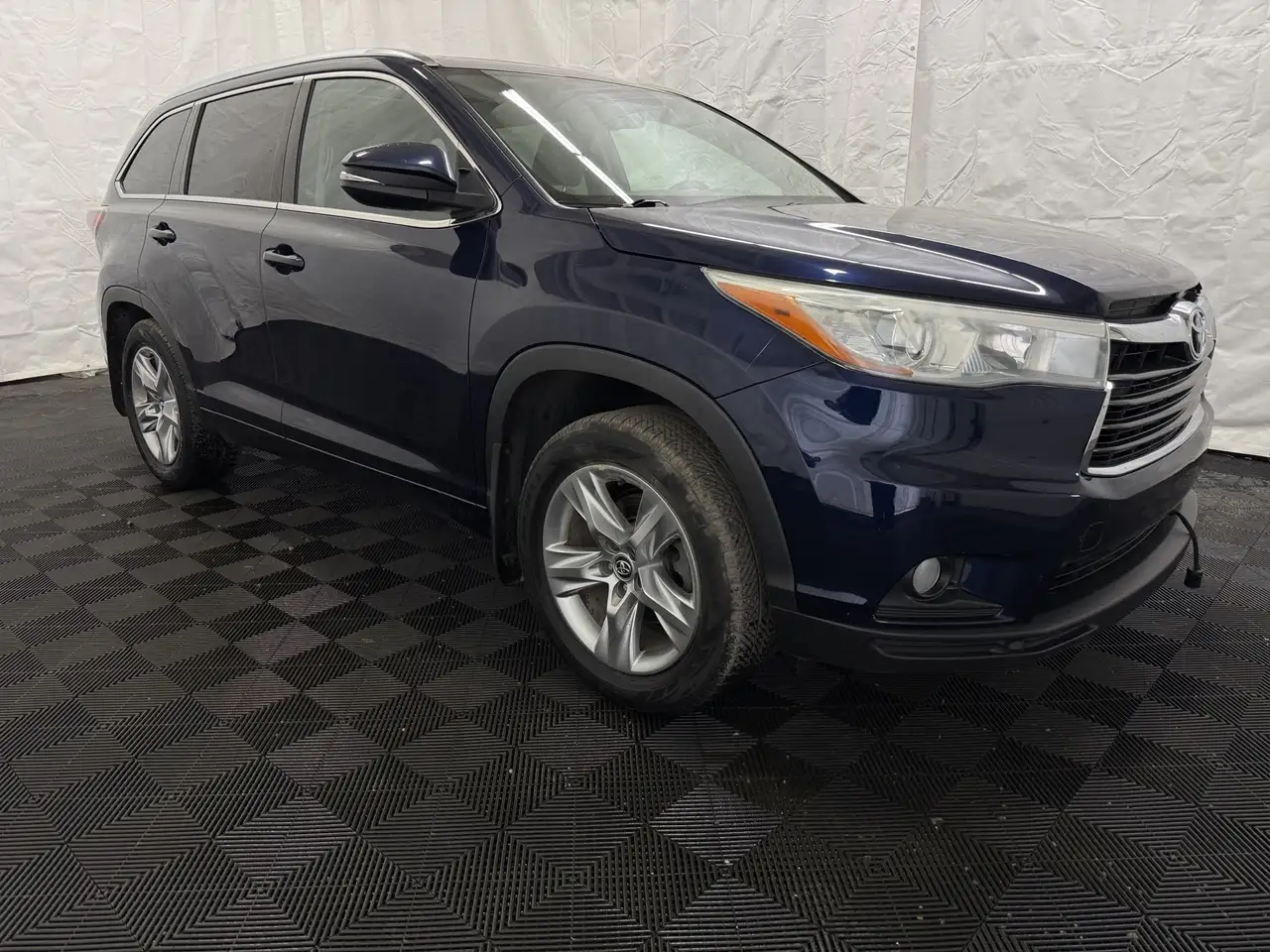 Toyota Highlander photo Toyota Highlander