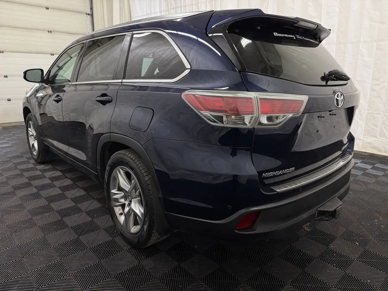 Toyota Highlander photo Toyota Highlander