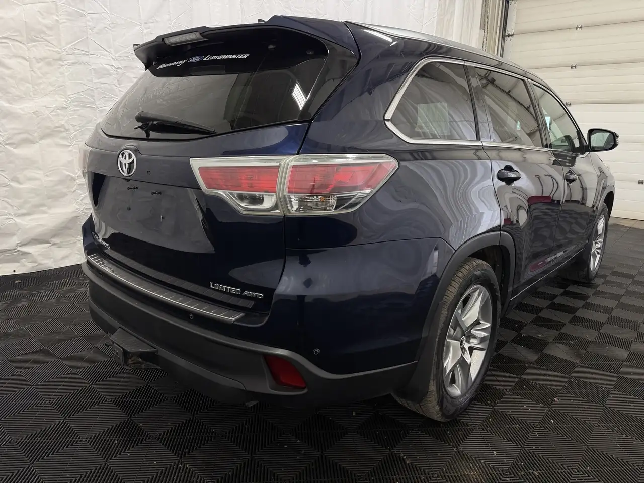 Toyota Highlander photo Toyota Highlander