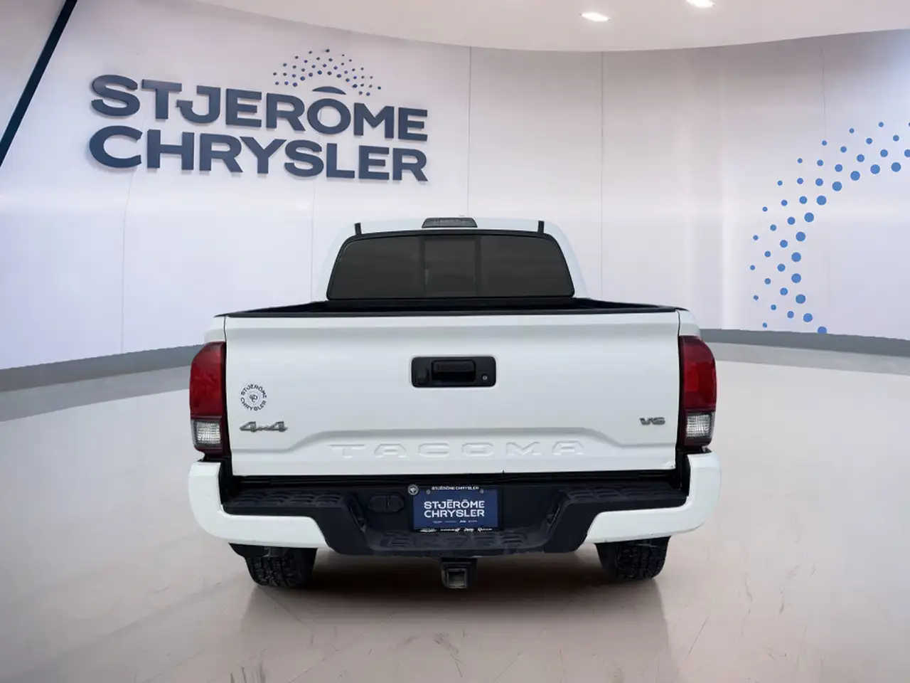 Toyota Tacoma снимка Toyota Tacoma