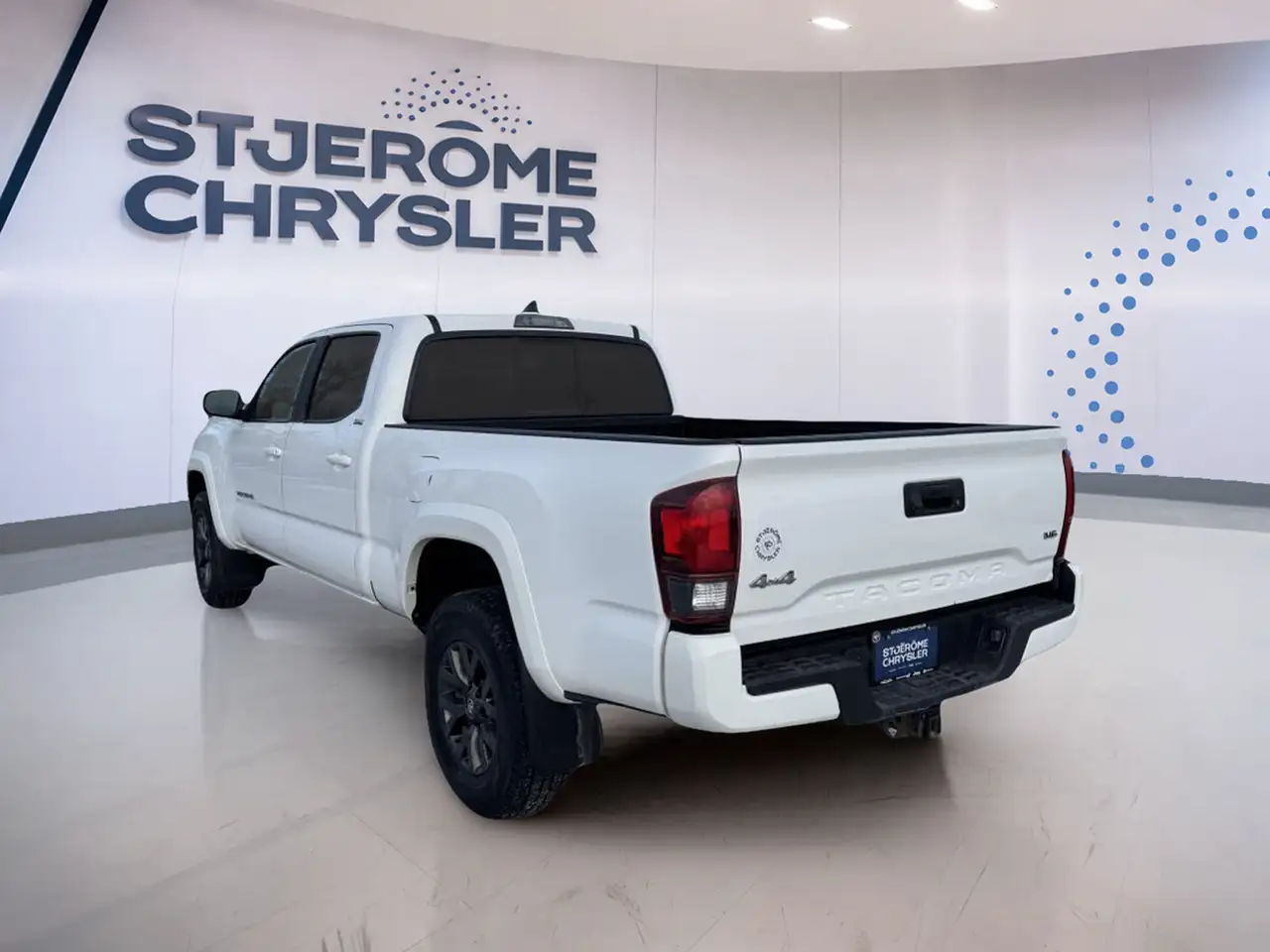 Toyota Tacoma снимка Toyota Tacoma