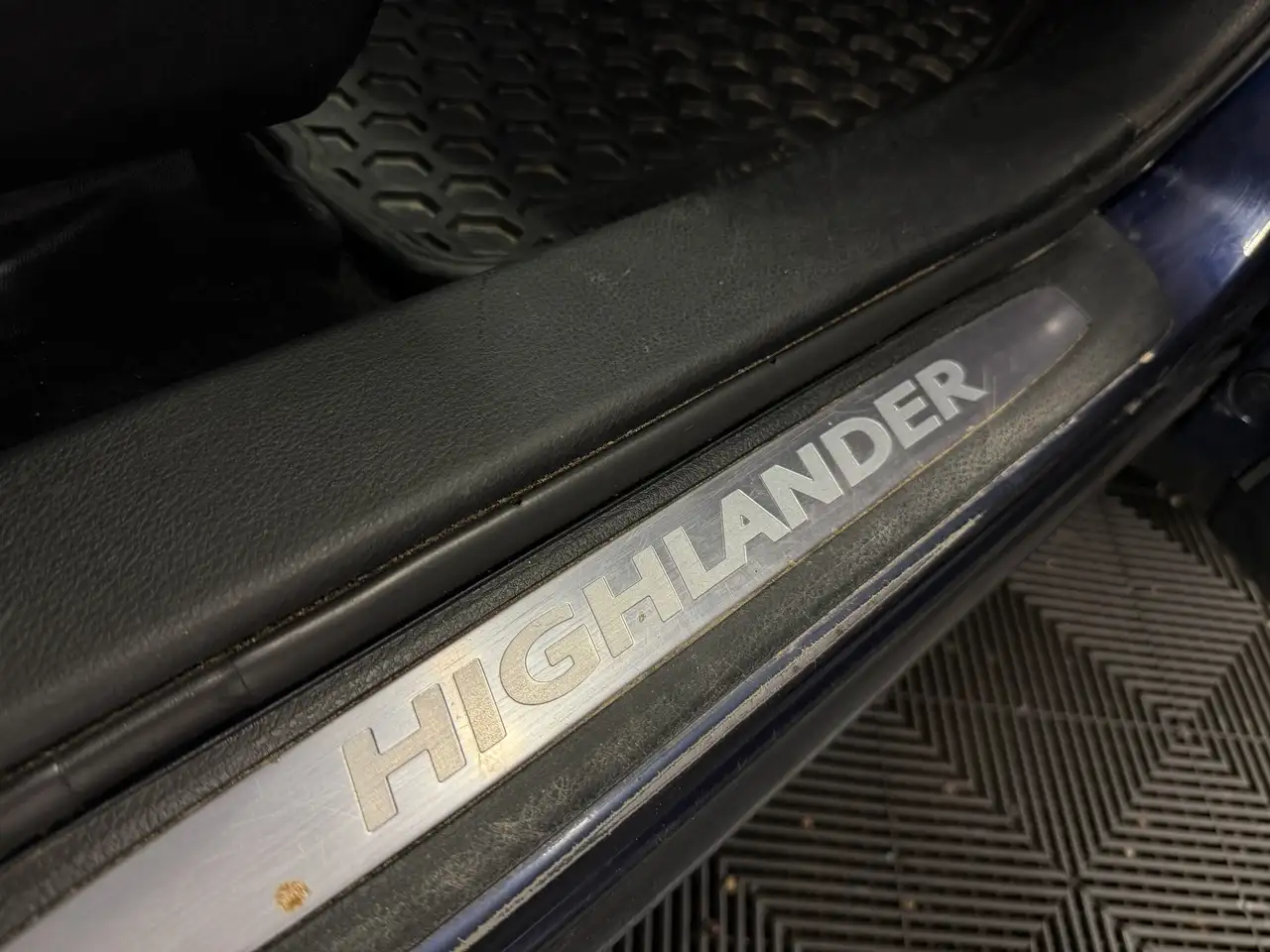 Toyota Highlander photo Toyota Highlander