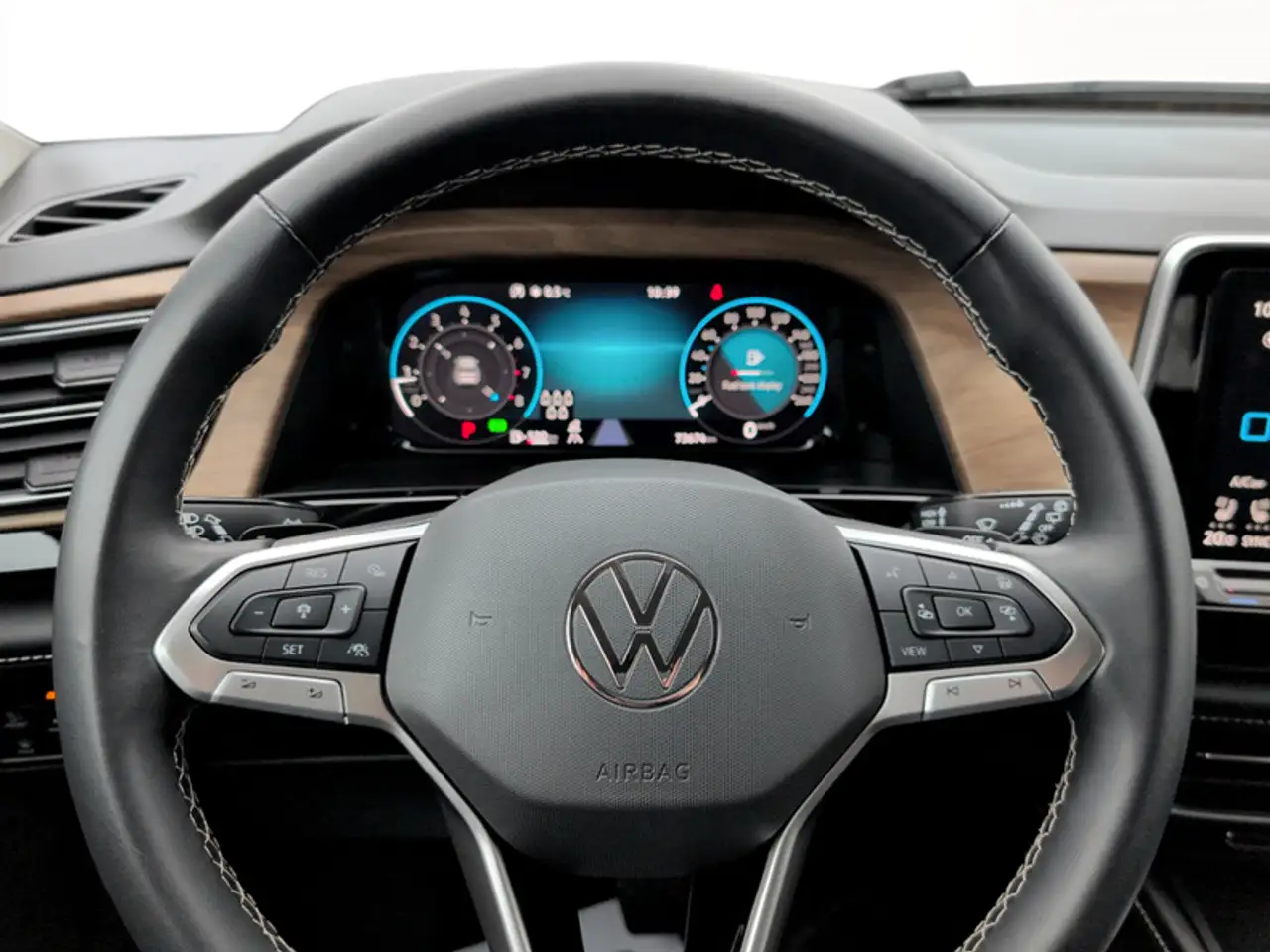 Volkswagen Atlas снимка Volkswagen Atlas