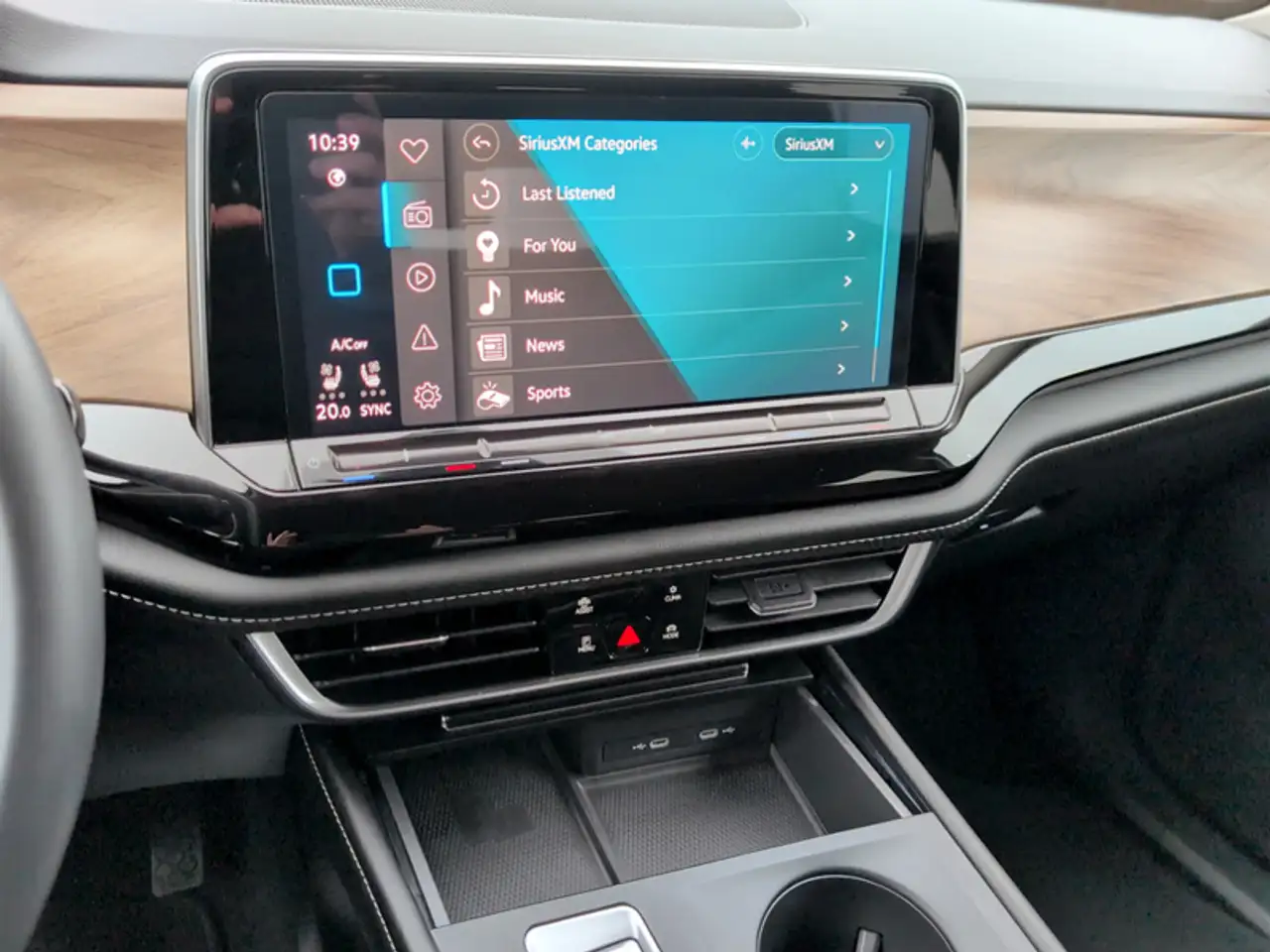 Volkswagen Atlas снимка Volkswagen Atlas