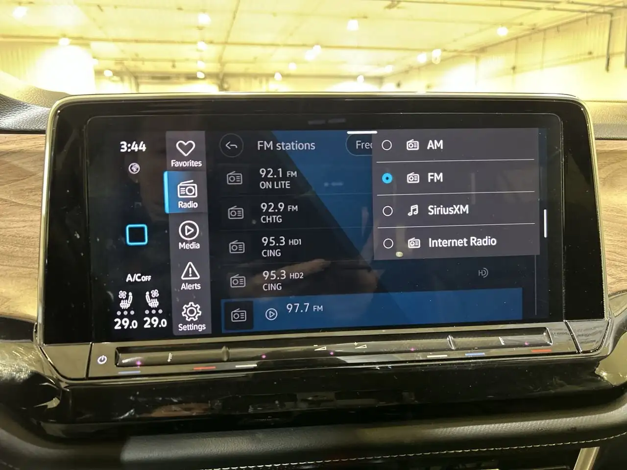 Volkswagen Atlas снимка Volkswagen Atlas