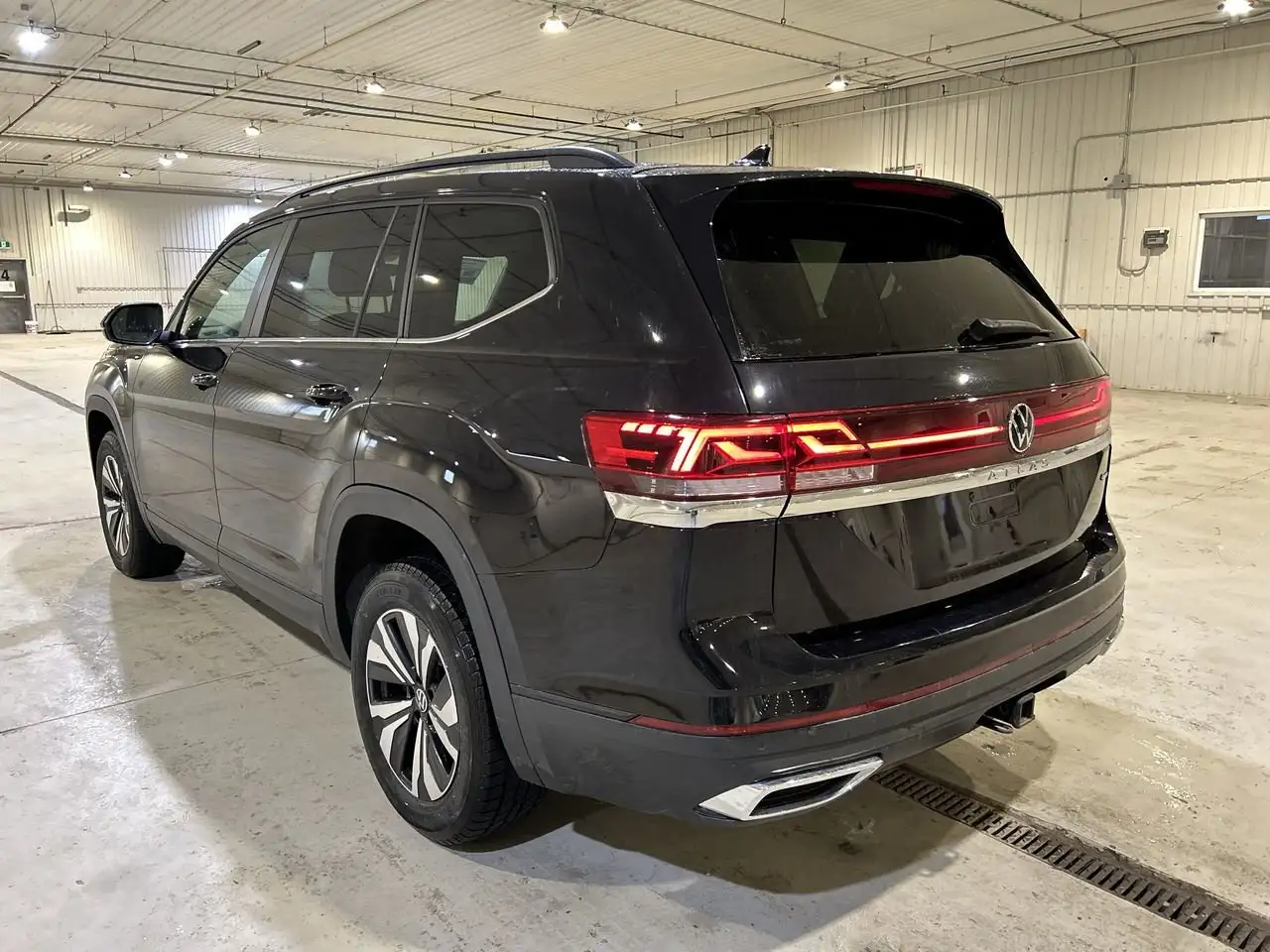 Volkswagen Atlas снимка Volkswagen Atlas