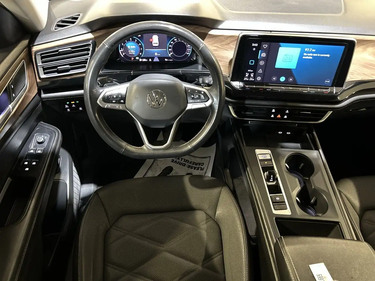 Volkswagen Atlas снимка Volkswagen Atlas