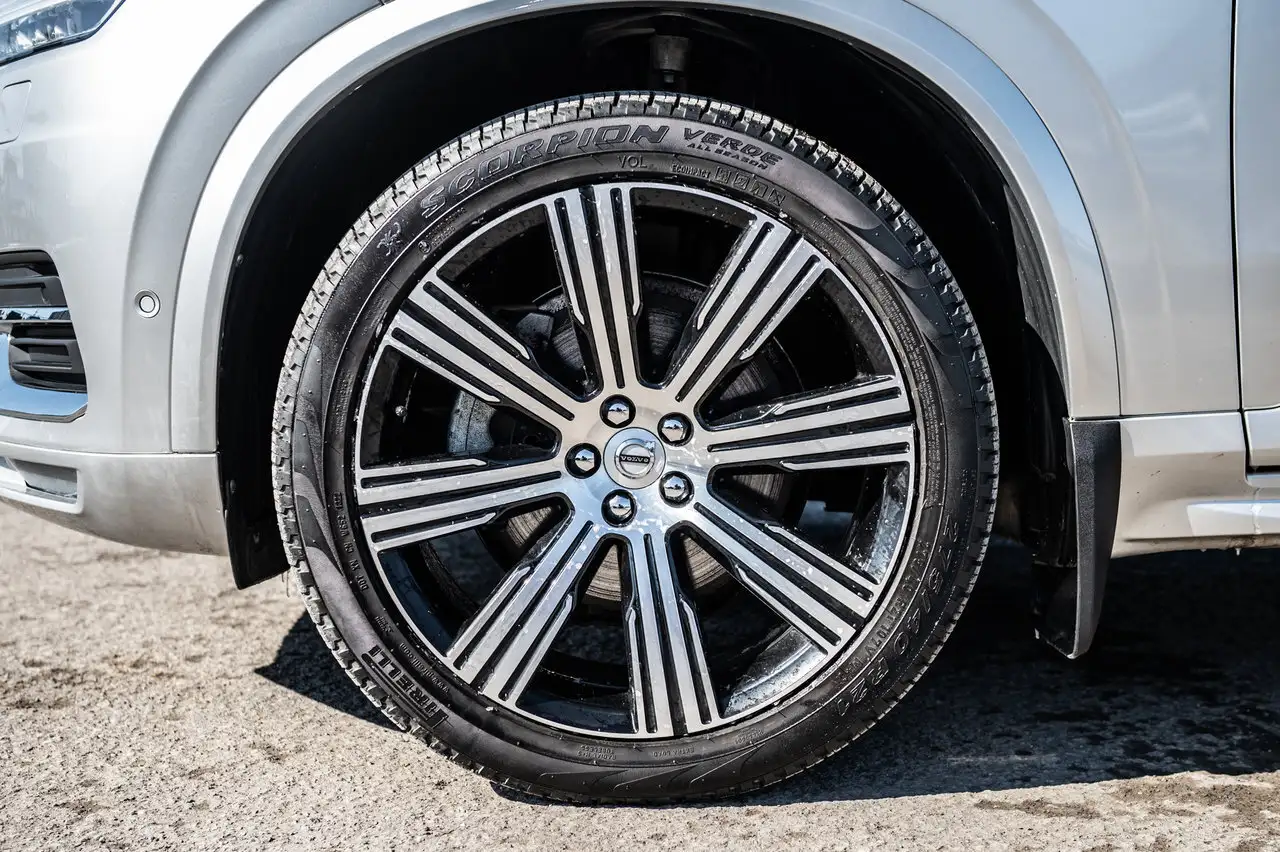 Volvo XC90 снимка Volvo XC90