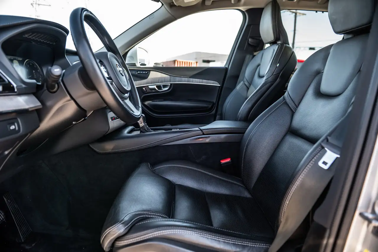 Volvo XC90 снимка Volvo XC90