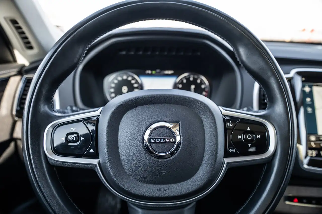 Volvo XC90 снимка Volvo XC90