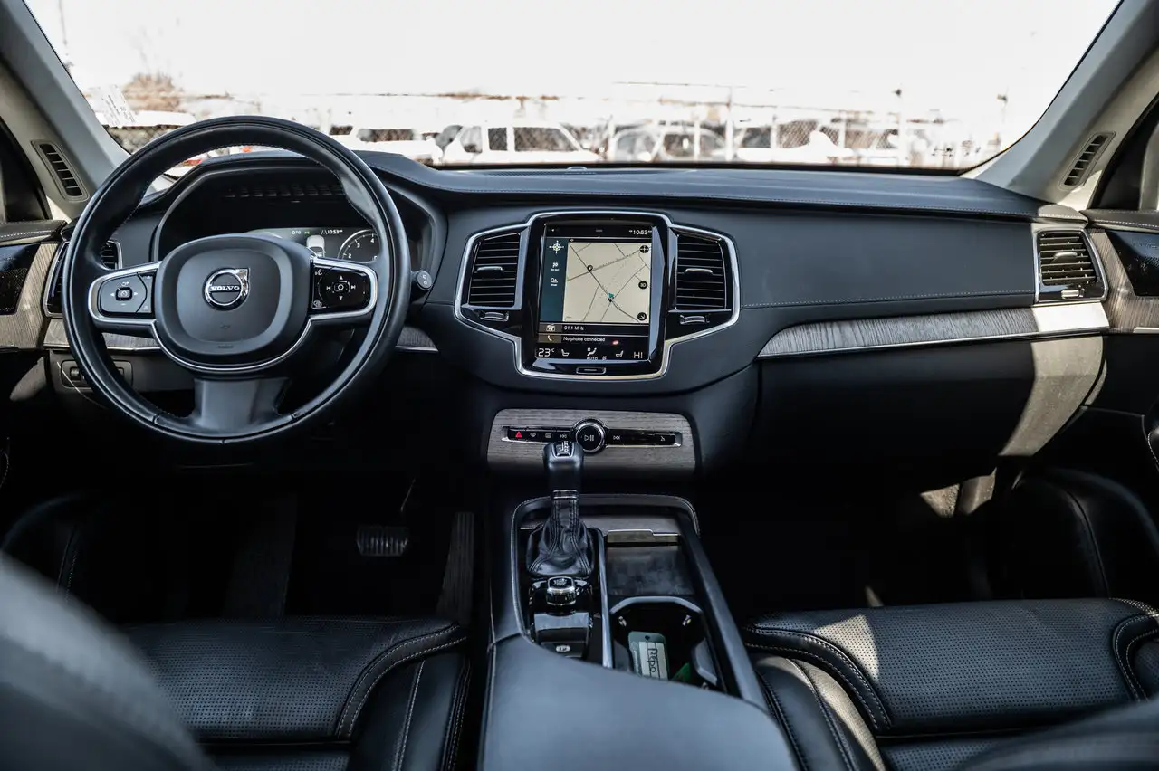 Volvo XC90 снимка Volvo XC90